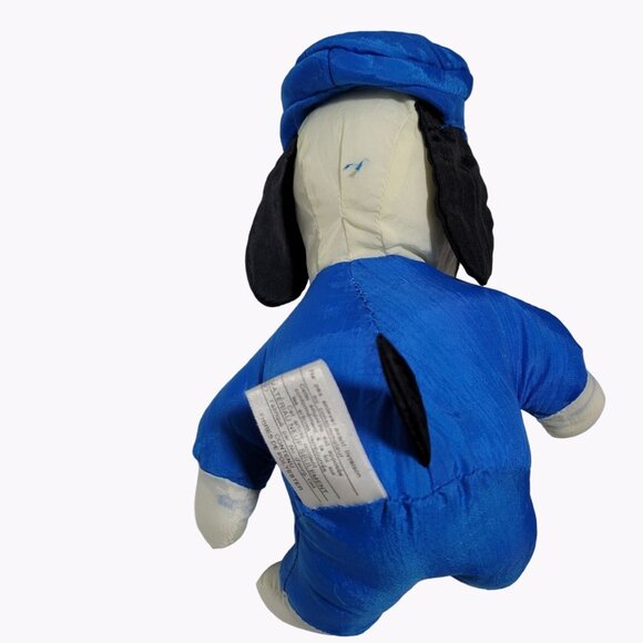 Peanuts Snoopy 7 inch Plush Beagle Dog Valentines Day Gift Whitmans Chocolates - Picture 4 of 10